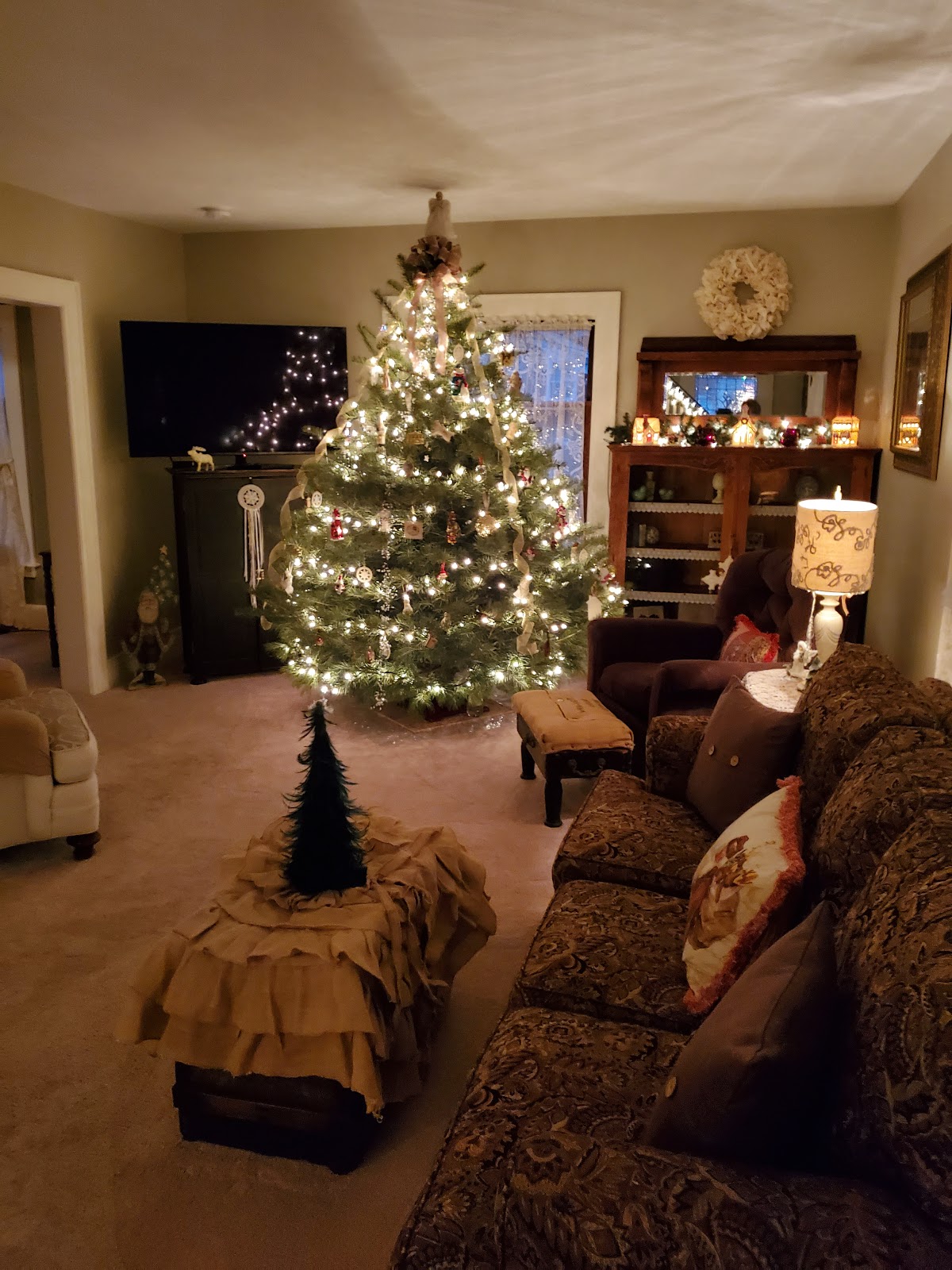 Hunt 4 Your Fir Christmas Tree Farm in North Branch, Michigan