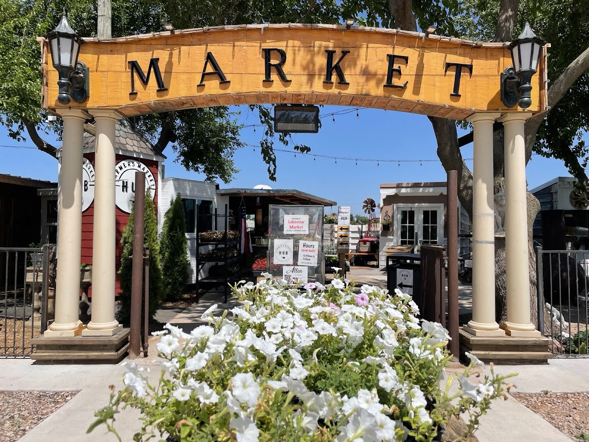 Lakeview Market Hub & Farm in Yukon, Oklahoma