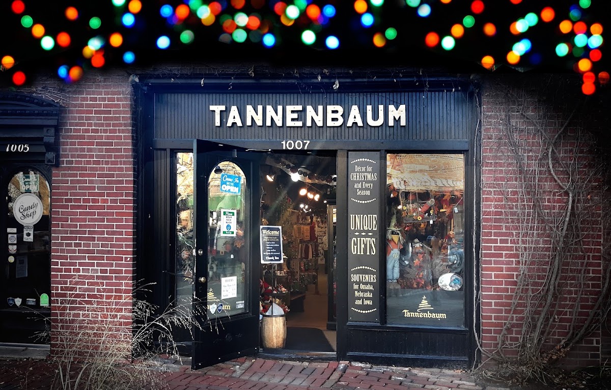 Tannenbaum Christmas Shop in Omaha, Nebraska