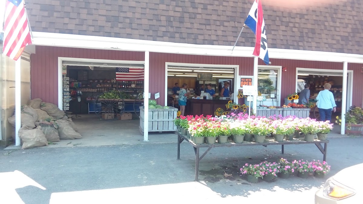 W De Castro & Sons Farm in Portsmouth, Rhode Island